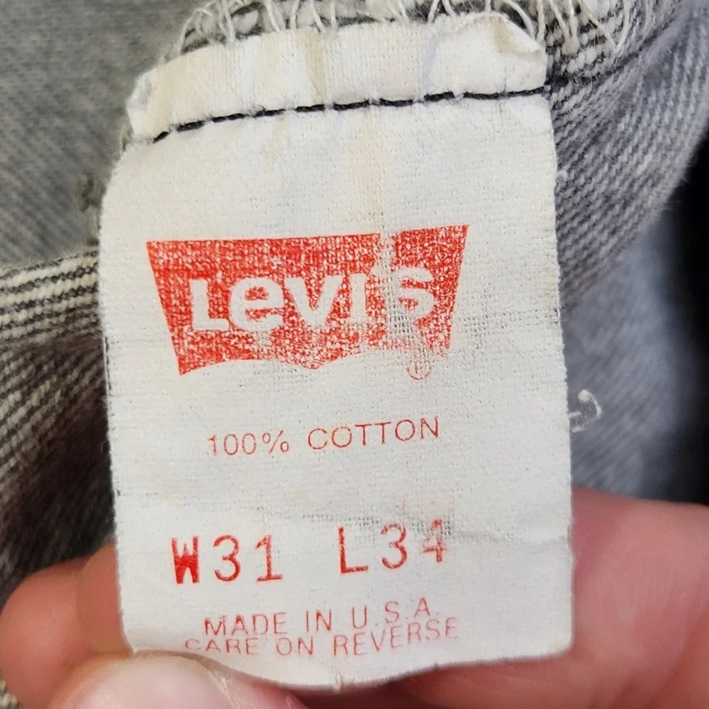 Vintage Levis 501 Jeans Mens 31x34 Gray Button Fly Straight Denim Casual USA 90s